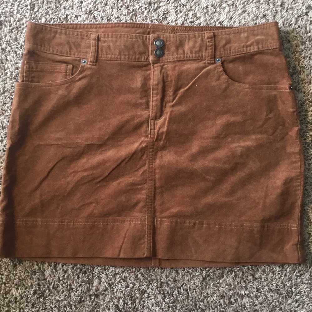 Burnt orange Patagonia corduroy skirt